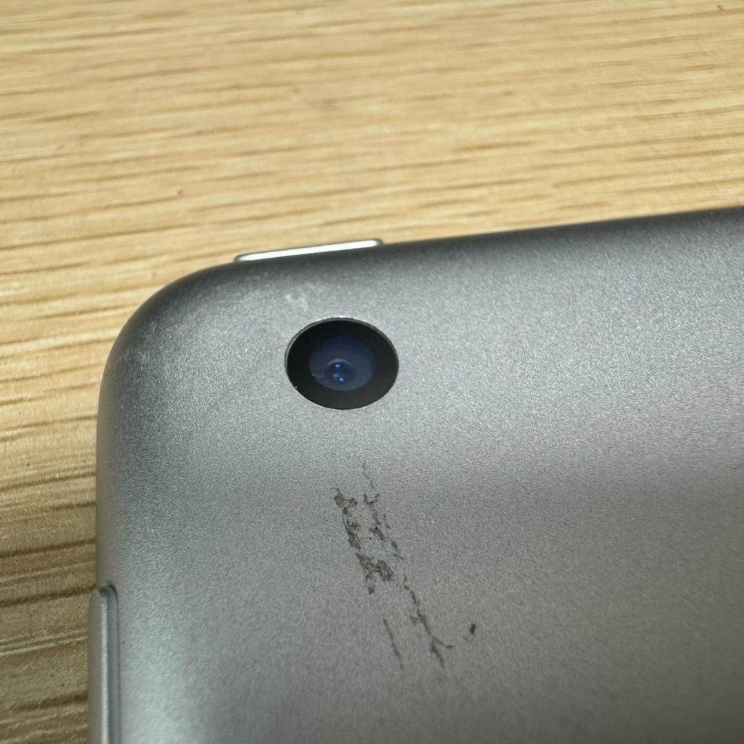 ★Apple　iPad　第9世代　A2602　NK2L3J/A　64GB