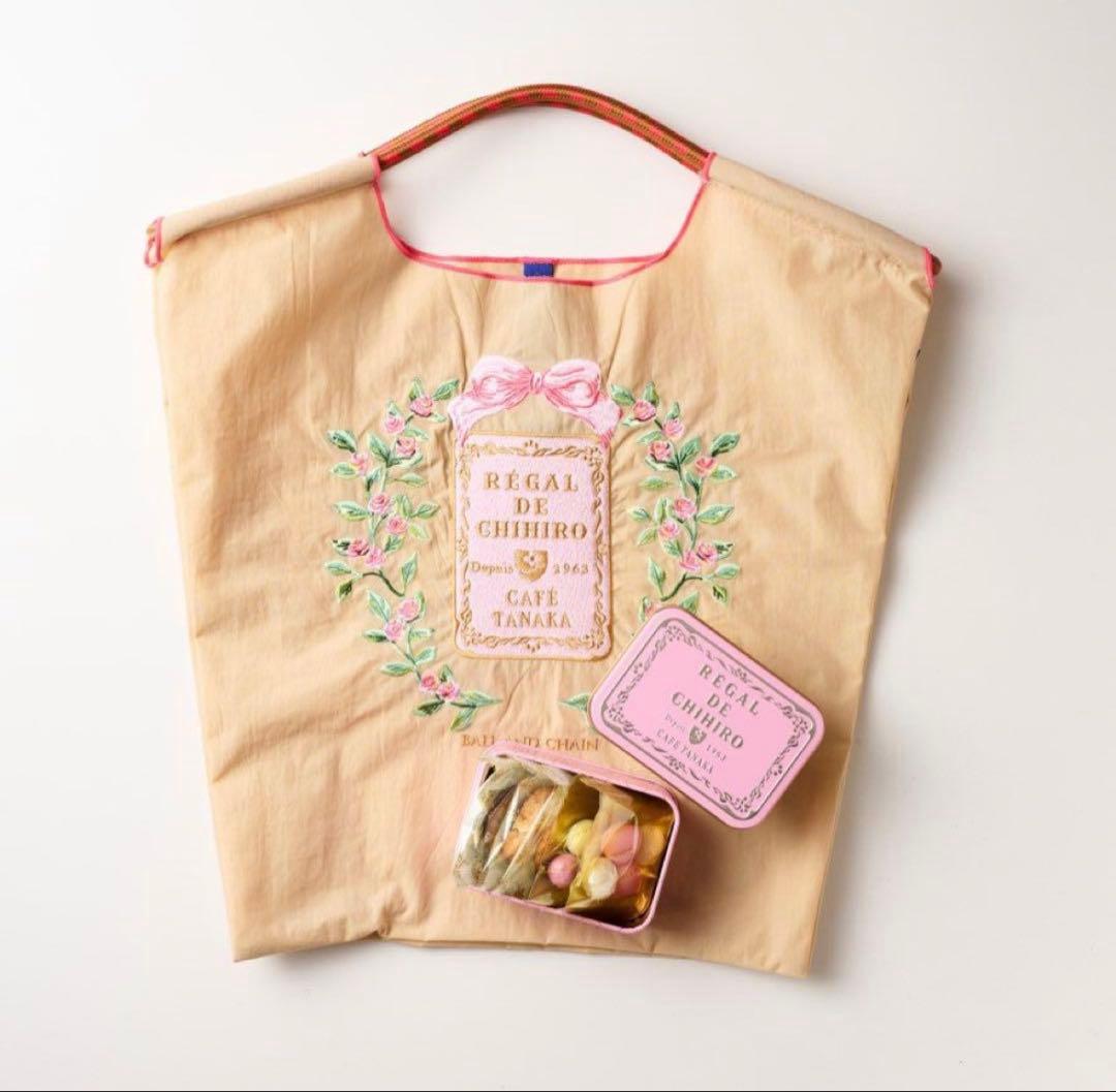 カフェタナカ　ボールアンドチェーン　コラボバッグ　クッキー缶付き　ベージュ