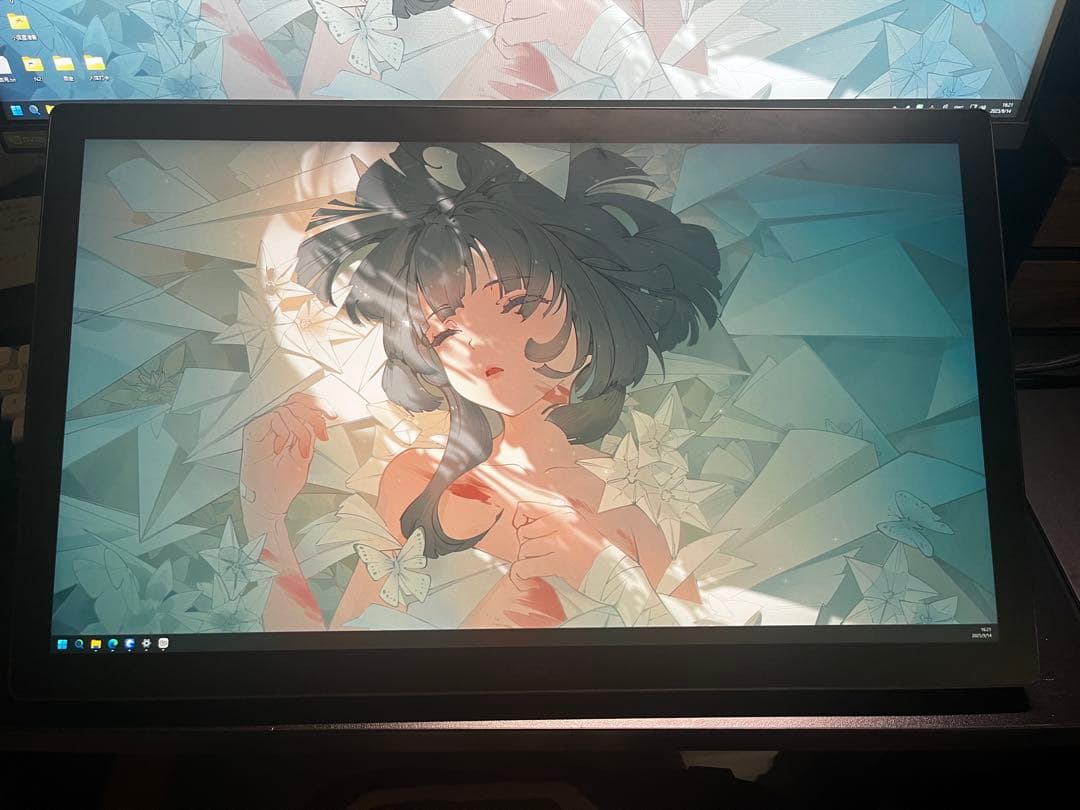 液タブ・ペンタブ Wacom Cintiq Pro 22 / DTH227 /