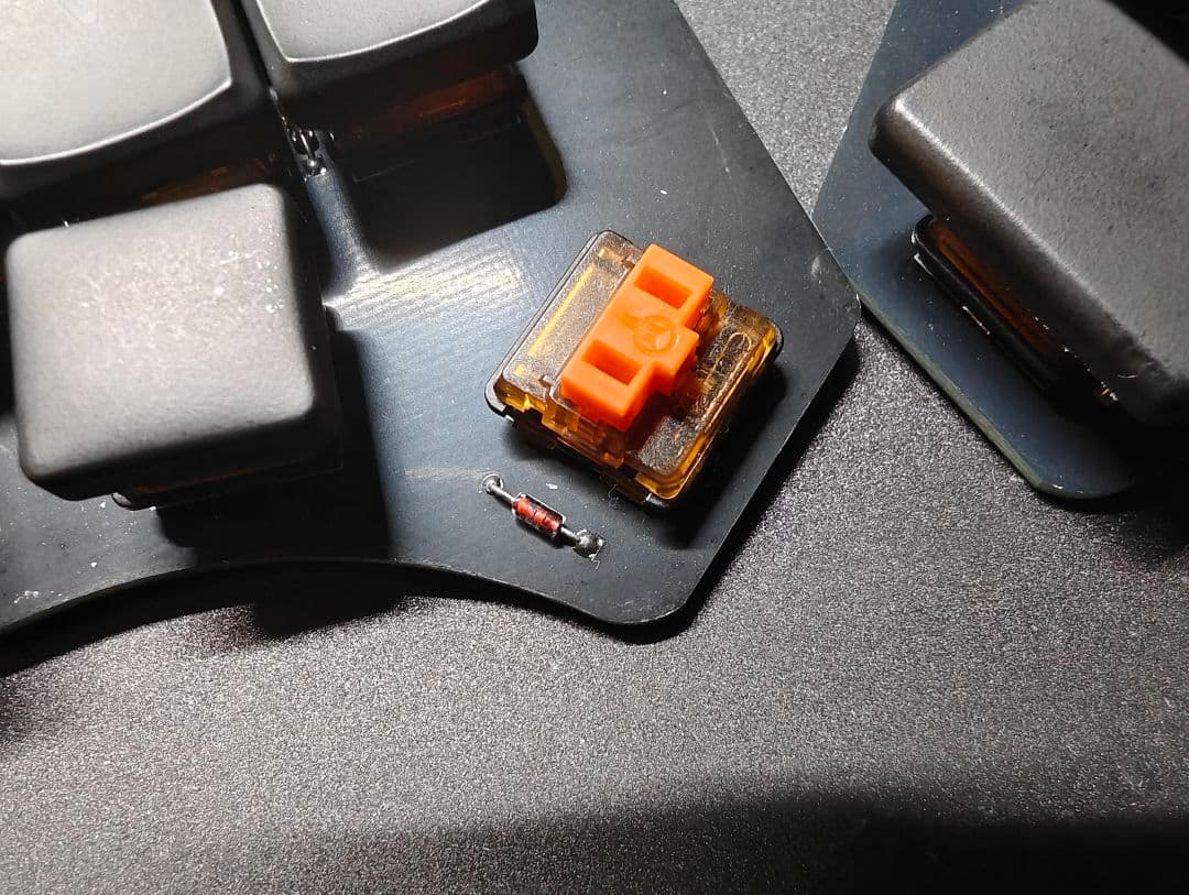 Hatsukey 70 オレンジ軸 ロープロファイル