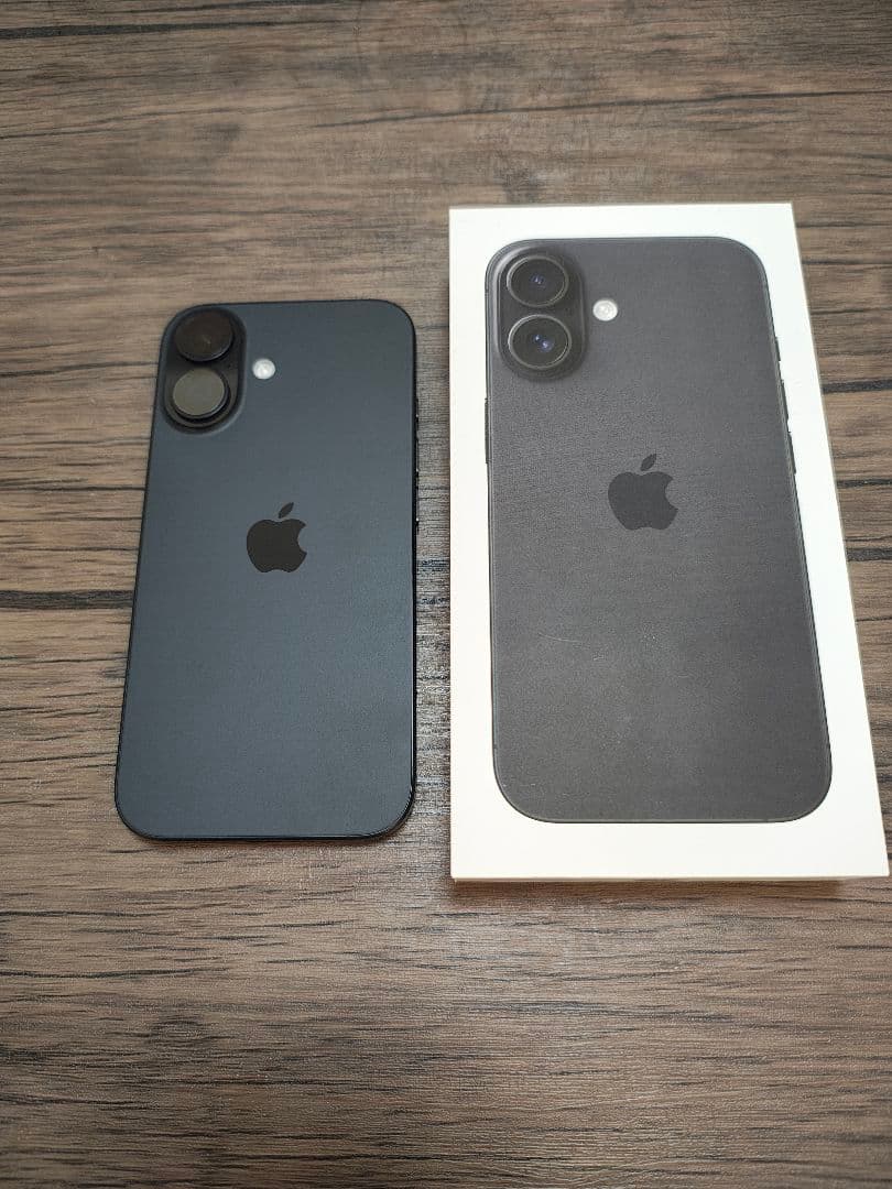 iPhone 16 128　Apple購入 SIMフリー 美品 バッテリー94％