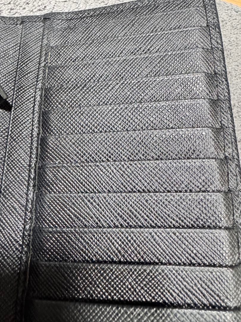 【えす】PRADA プラダ 長財布 サフィアーノレザー