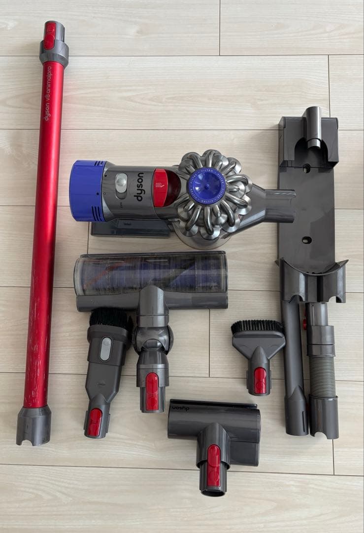 Dyson V8 Animal Pro コードレス掃除機 ダイソン