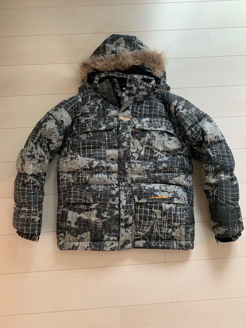 オークリー スノボード　ウェア　Ｍサイズ