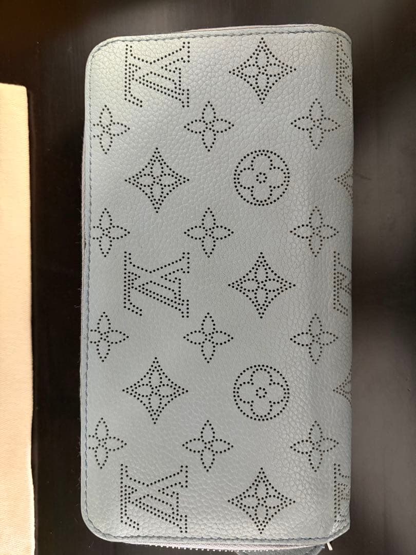 LOUIS VUITTON 長財布 ライトブルー