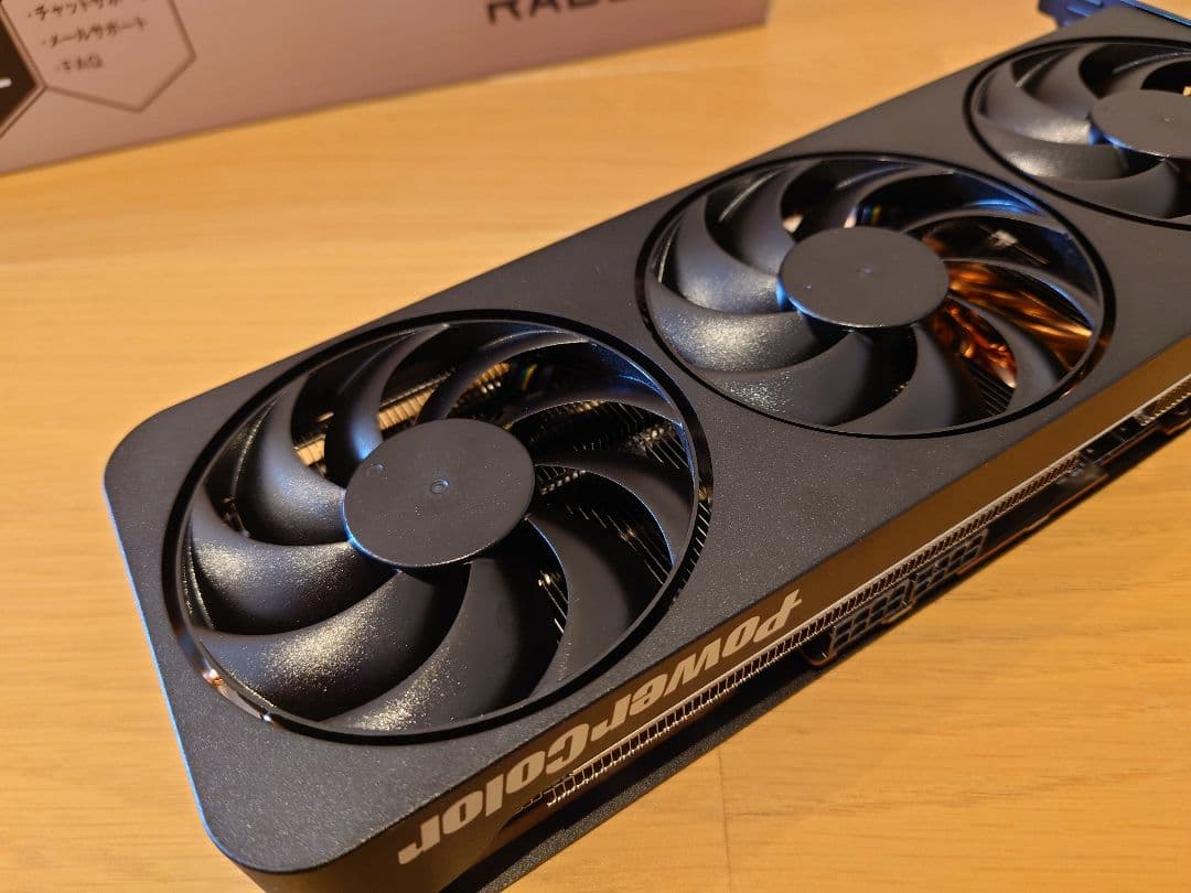 玄人志向 RD-RX9070XT-E16GB/TP（状態良好）