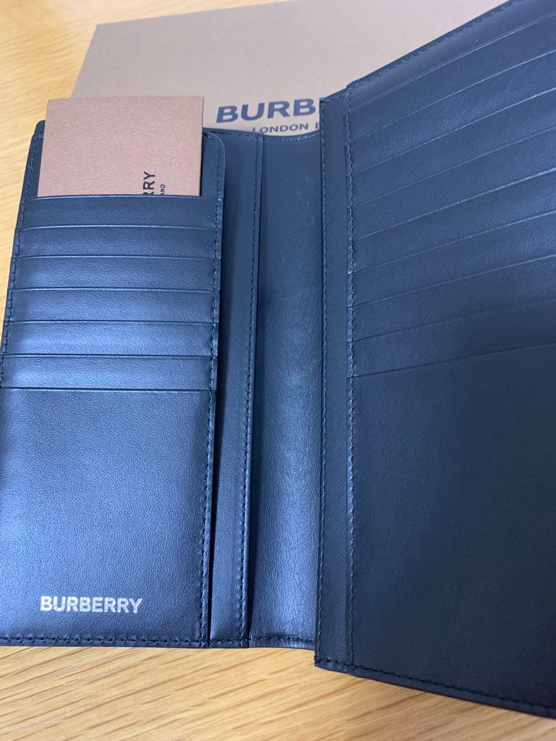 未使用　バーバリー財布