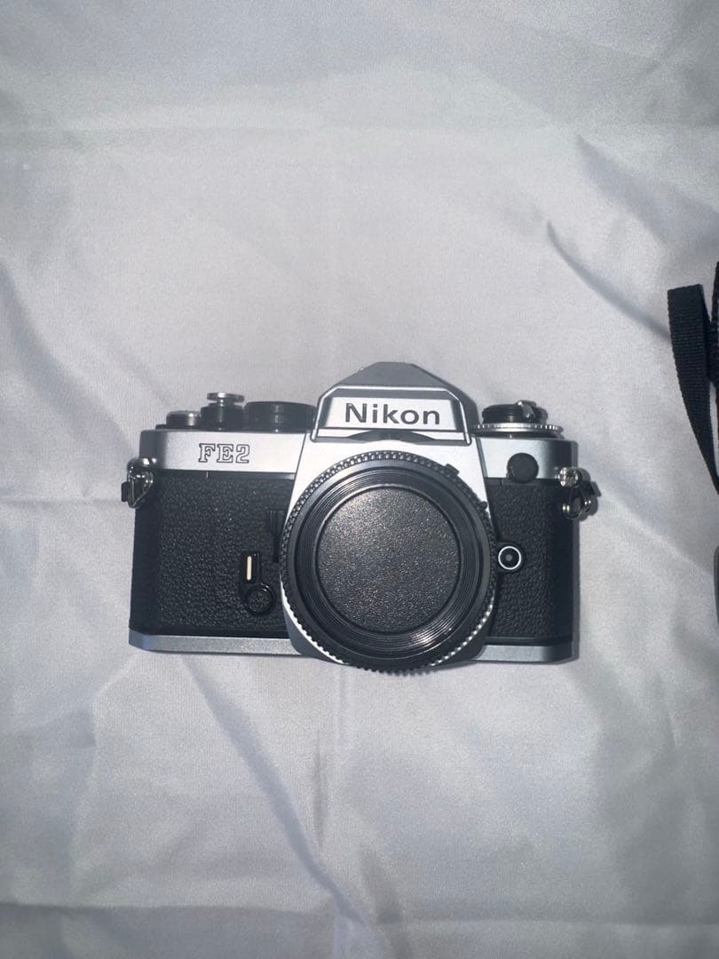 Nikon FE2 シルバー フィルムカメラ 一眼レフ 完動品