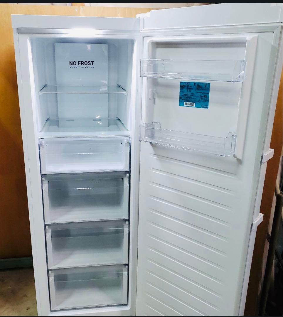 送料込★美★ハイアール ★タテ型冷凍庫 ★ '20年製★容量抜群★説明書