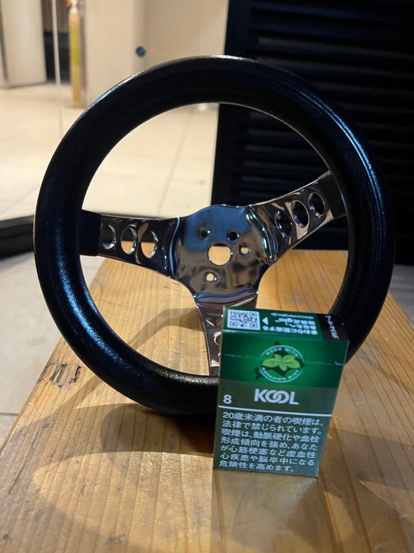 ムーンアイズ　8インチ　ステアリング