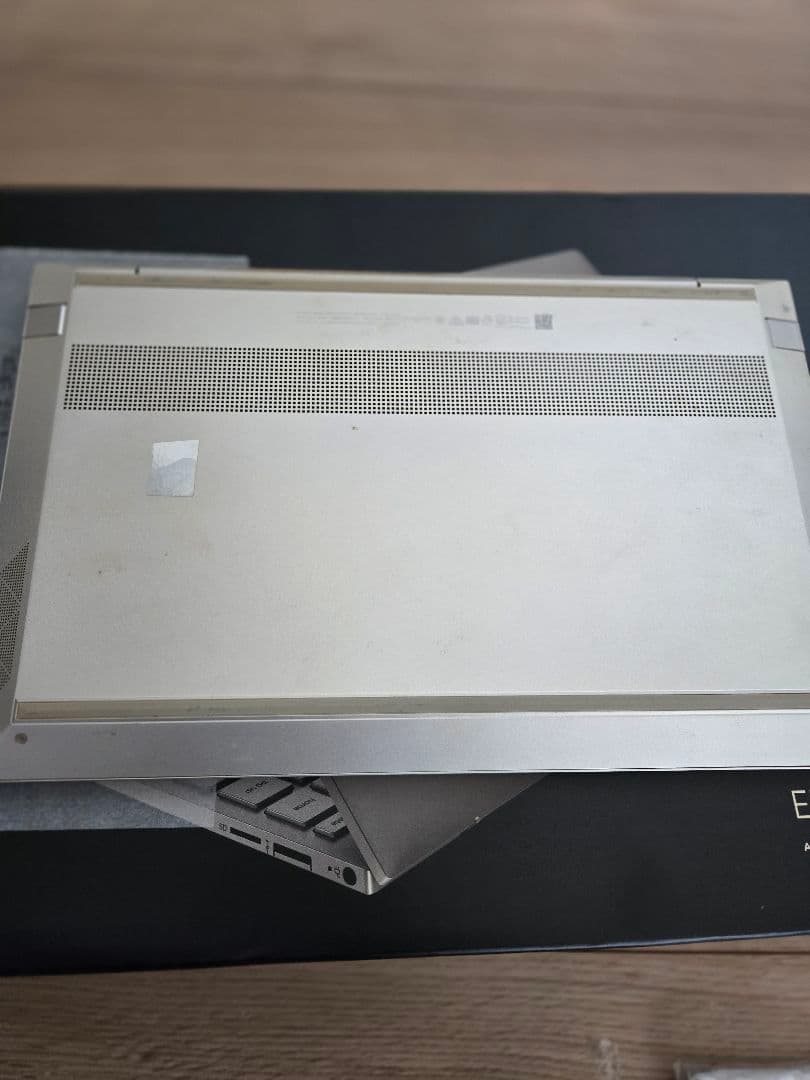 HP ENVY 13 SSD 1TB RAM:16GB Core i7 11世代