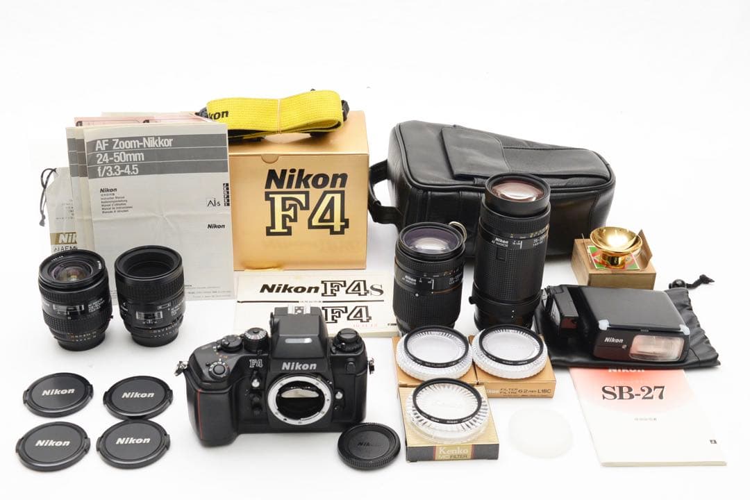 【美品】ニコン Nikon F4 《ストロボ・レンズ4本その他付属品》
