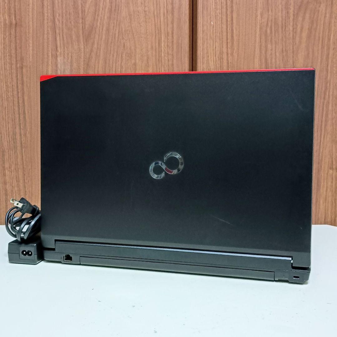 FUJITSU LIFEBOOK Corei5 メモリ8GB SSD256GB