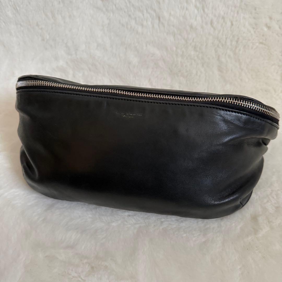サンローラン　ボディバッグ　ウエストポーチ　レザー　黒