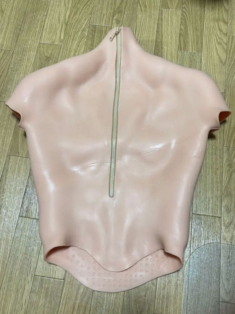 クラッセ シリコン筋肉スーツ　半袖