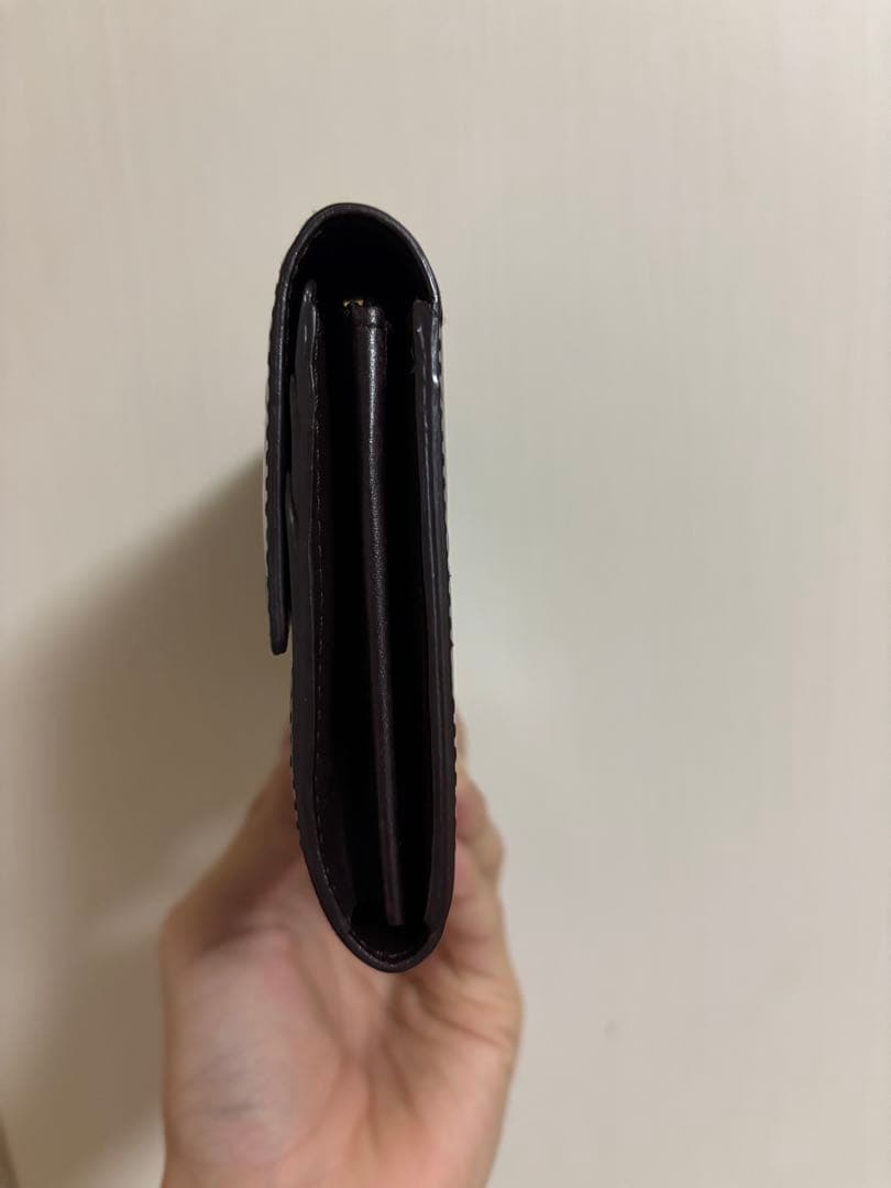 ルイヴィトン ポルトフォイユサラ ヴェルニ 長財布 10カード