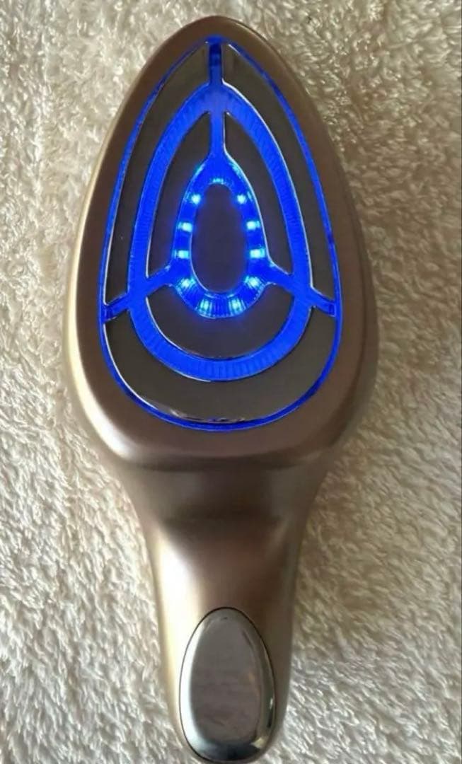 MEラボンエクラ 美顔器 IKKOさんプロデュース