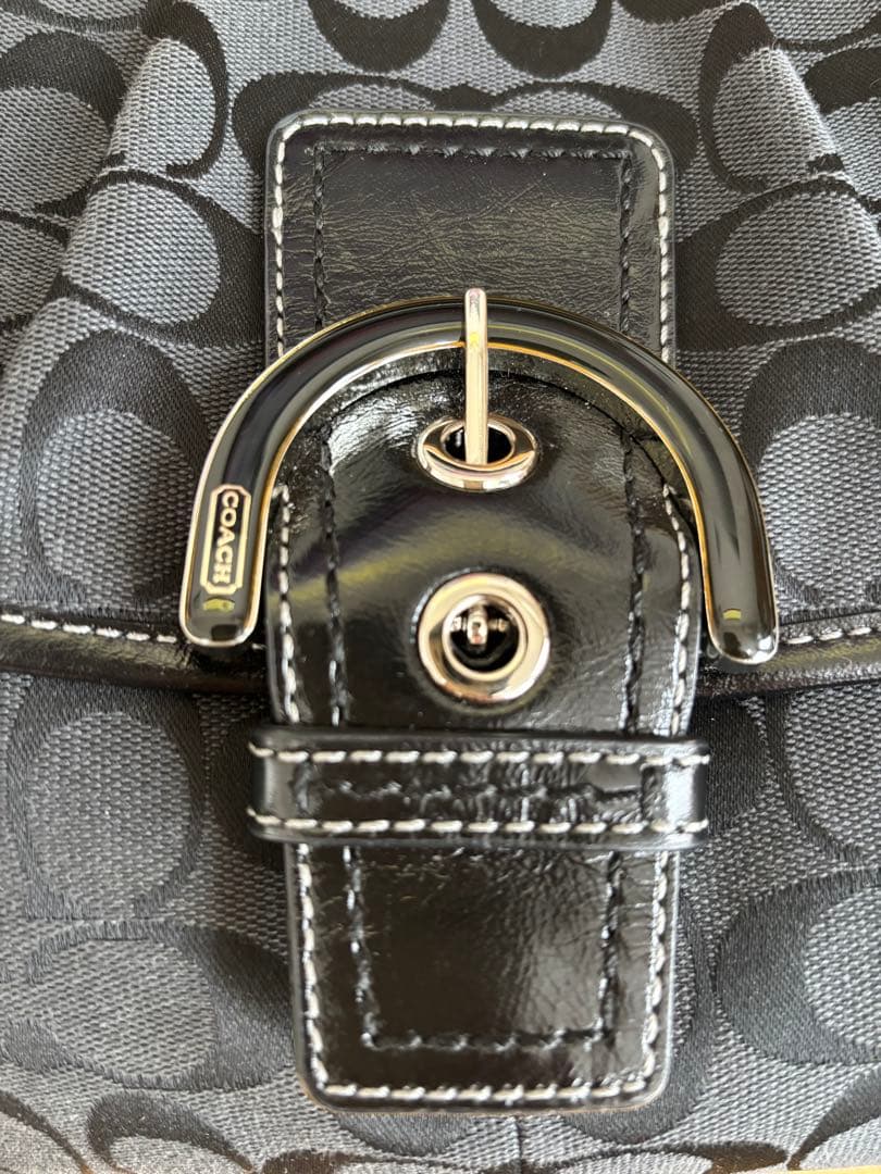 美品 コーチ ワンショルダーバッグ ソーホー シグネチャー キャンバス レザー