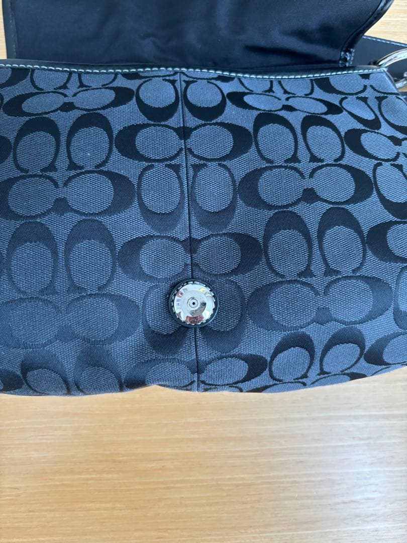 美品 コーチ ワンショルダーバッグ ソーホー シグネチャー キャンバス レザー