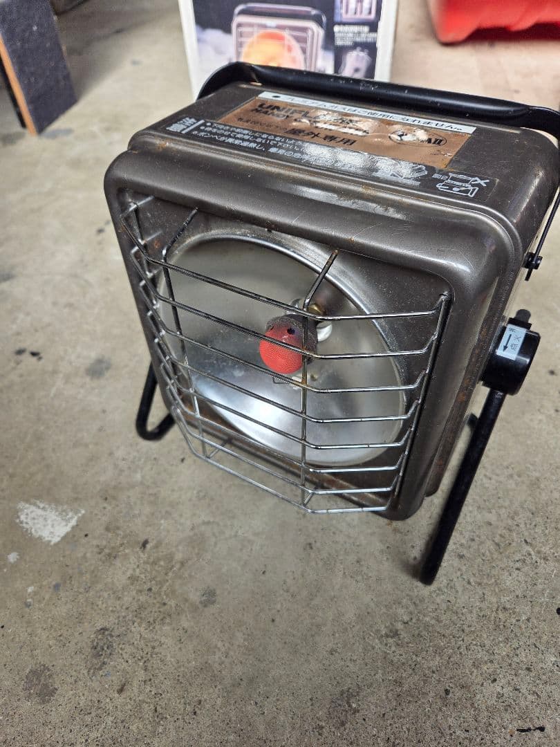 UNIFLAME　ワームⅡ　ストーブ　ヒーター　ワカサギ　キャンプ