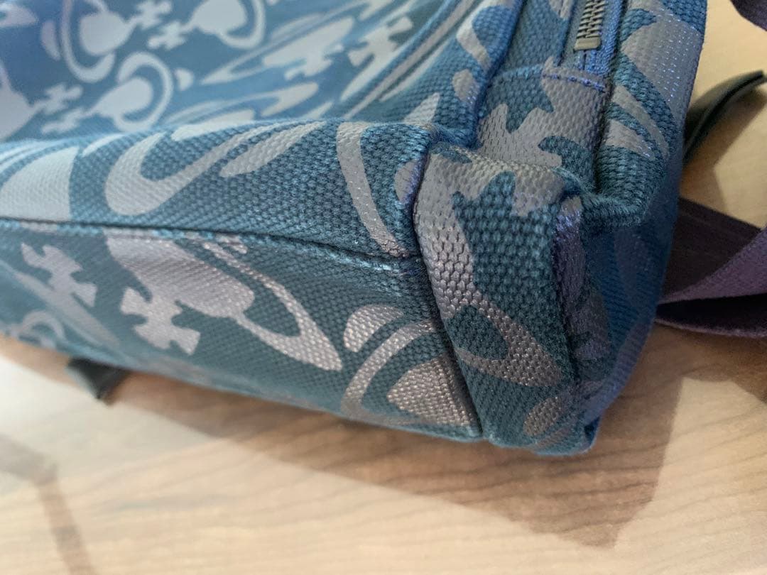 美品メッセンジャーバック