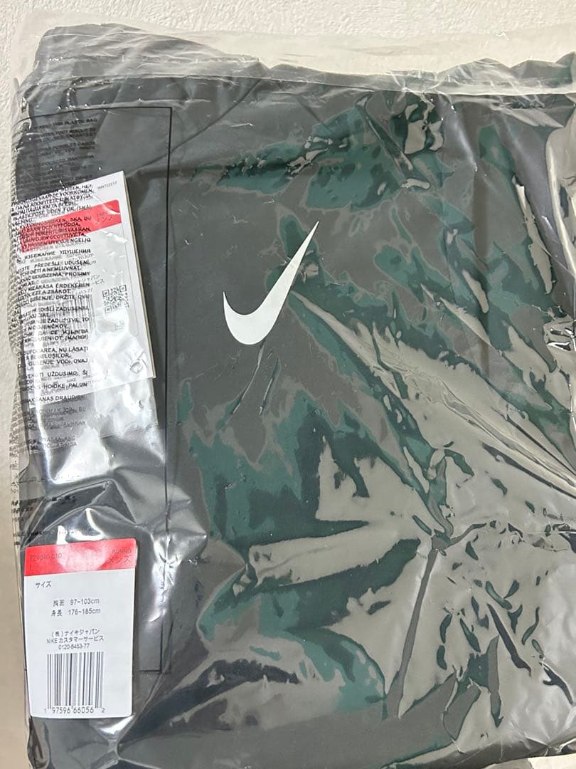 ナイキ　エアロスイフト　Storm-FIT エアロガミ　ランニングジャケット