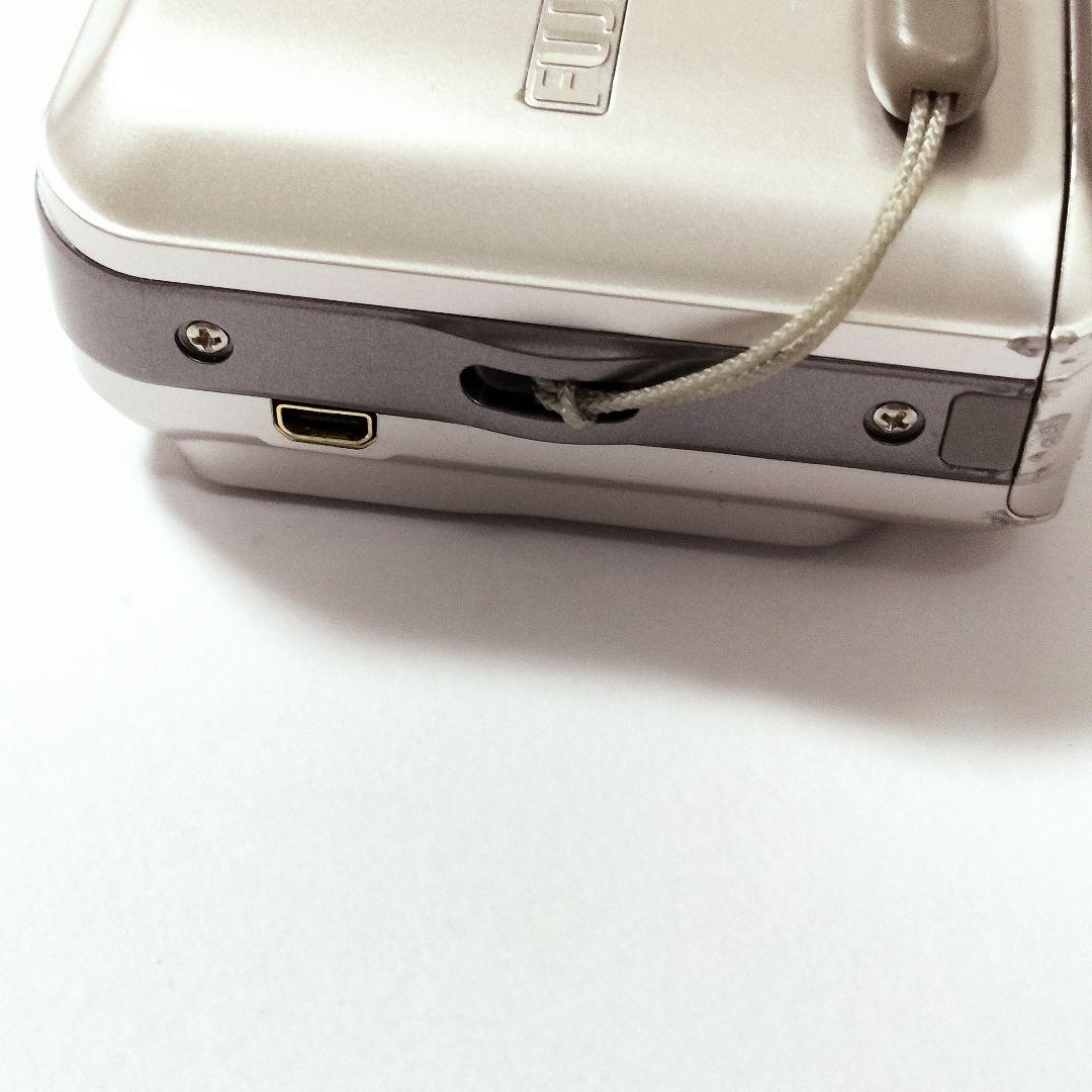 デジカメ FUJIFILM FinePix A100 エモい フジフィルム