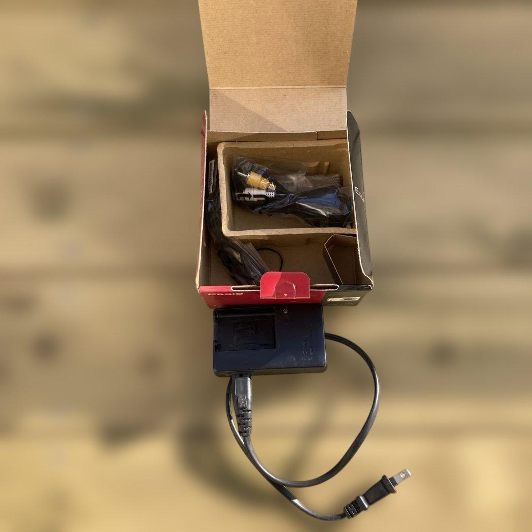 CASIO EXILIM EX-H15 デジタルカメラ