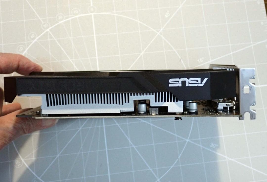 グラフィックボード ASUS PH-GTX1650-O4GD6