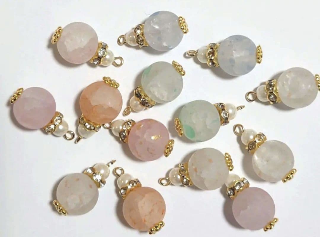 いとうゆ様　おまとめ５点　ハンドメイド　コネクターチャーム