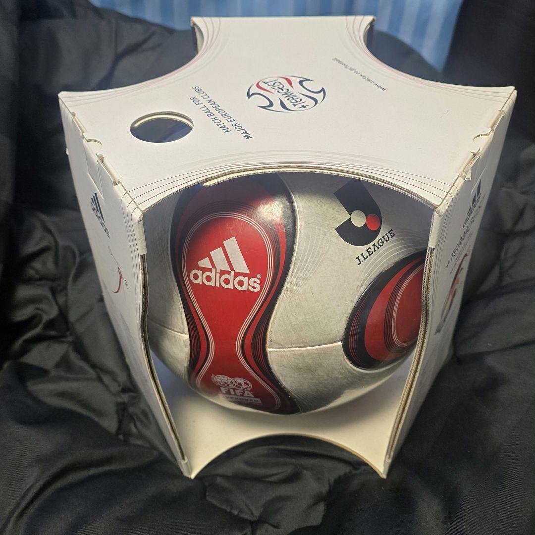 サッカーボール +TEAM GEIST