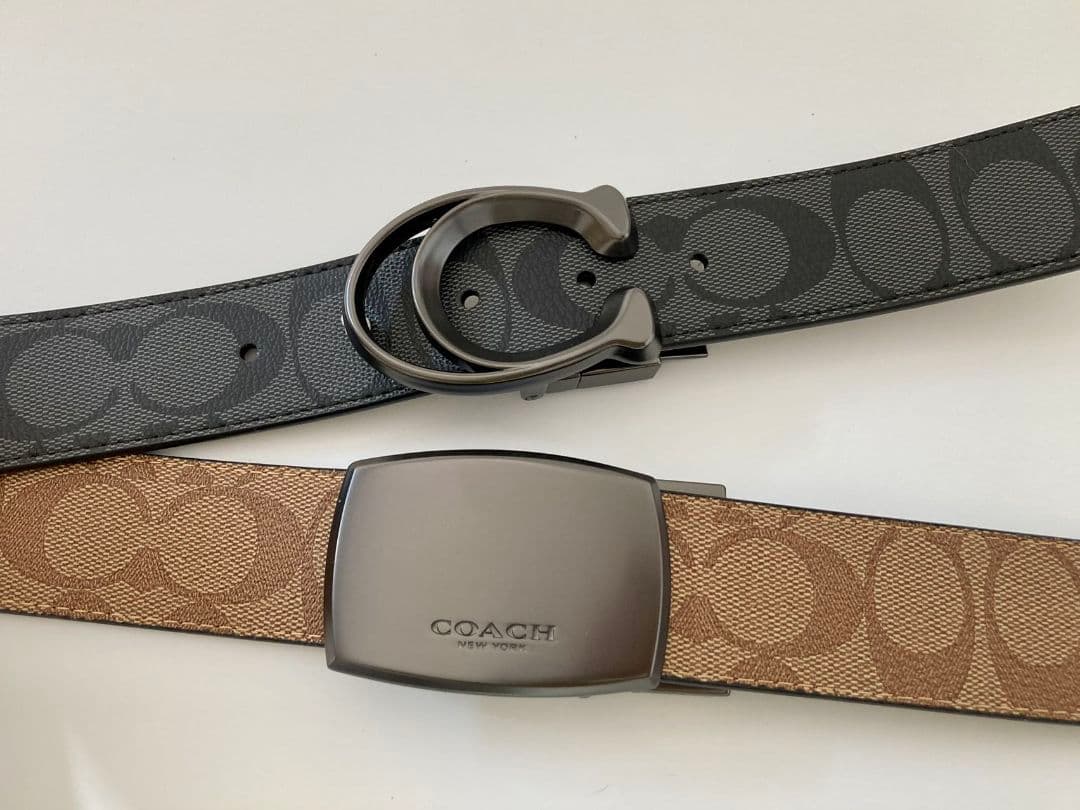 SALE♪コーチ　新品　リバーシブル　シグネチャー　バックル回転ベルト