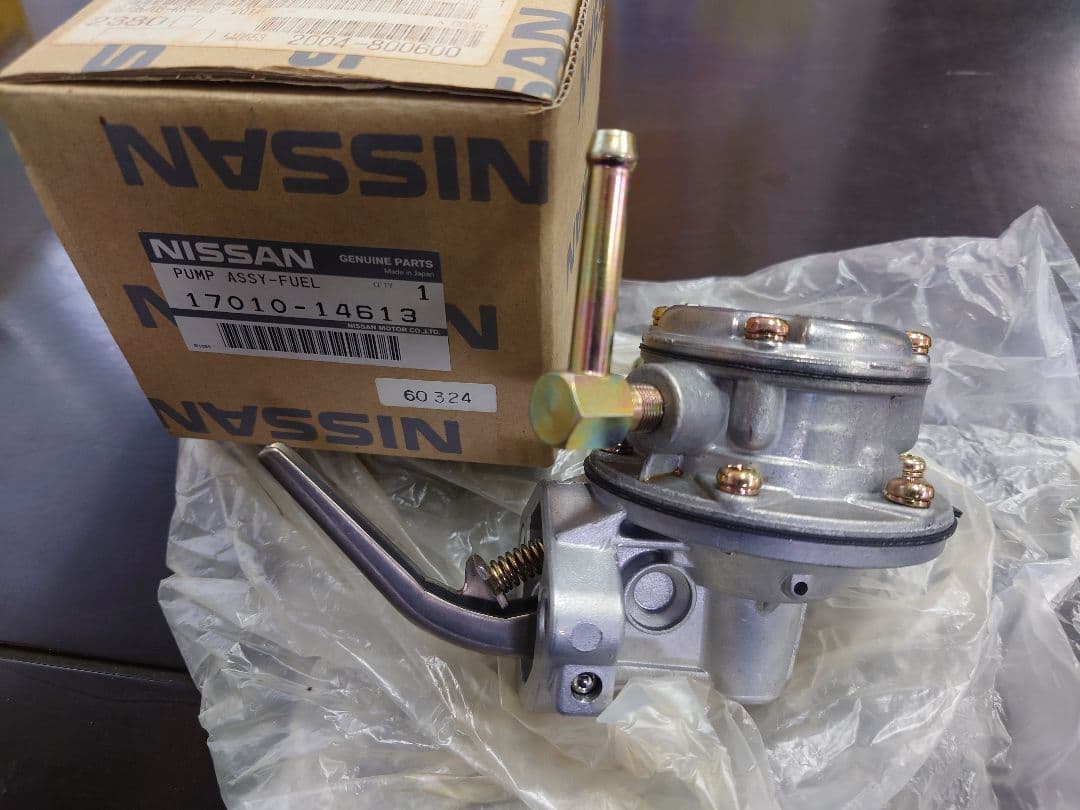 日産 SR311 燃料ポンプ フューエルポンプ 17010-14613 新品