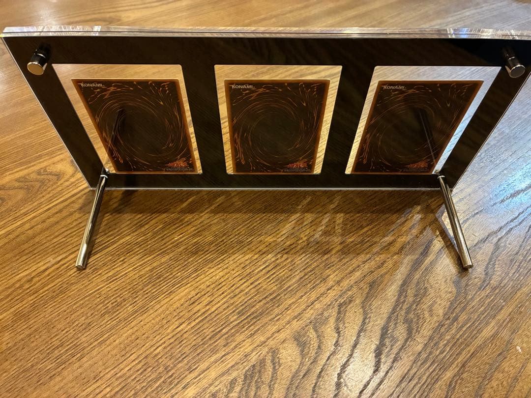 遊戯王 ブラック マジシャン 3種 初期含む ディスプレイ付き