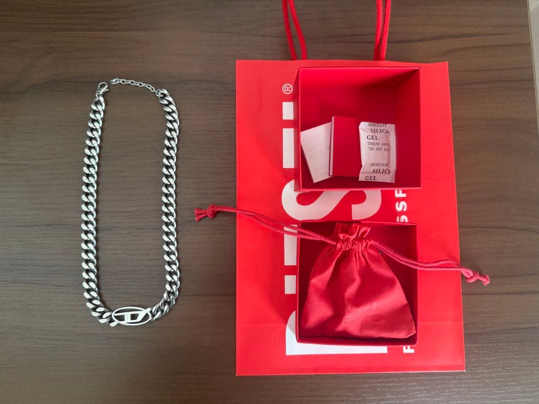DIESEL ネックレス　箱付き