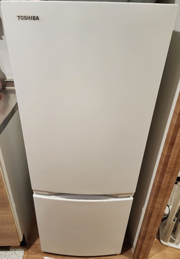 東芝 GR-V15BS (W) ノンフロン冷蔵庫 153L