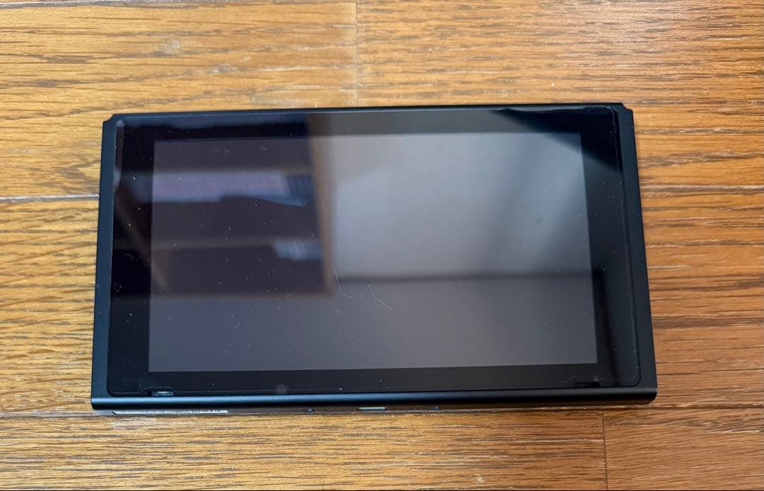 じ*ん様 Nintendo Switch ネオンレッド/ネオンブルー 本体