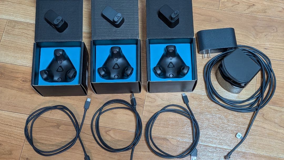 あ*読様 HTC VIVEトラッカー3.0 3台+ベースステーション