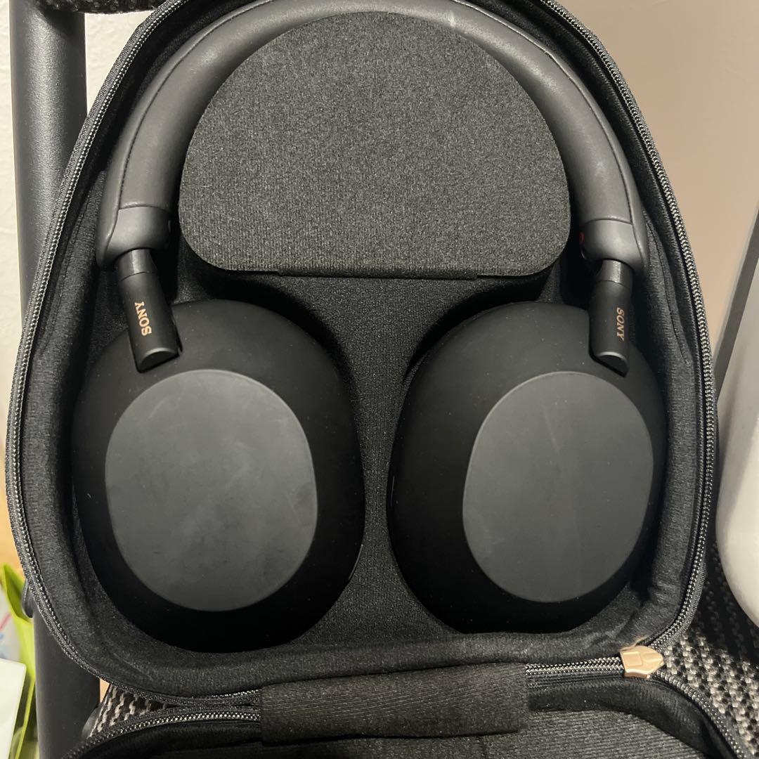 SONY　WH-1000XM5 ブラック　ヘッドホン
