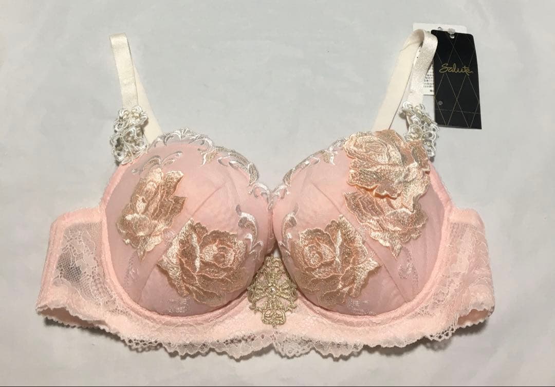 新品　ワコール　サルート 73G ブラジャーD75 ソングM