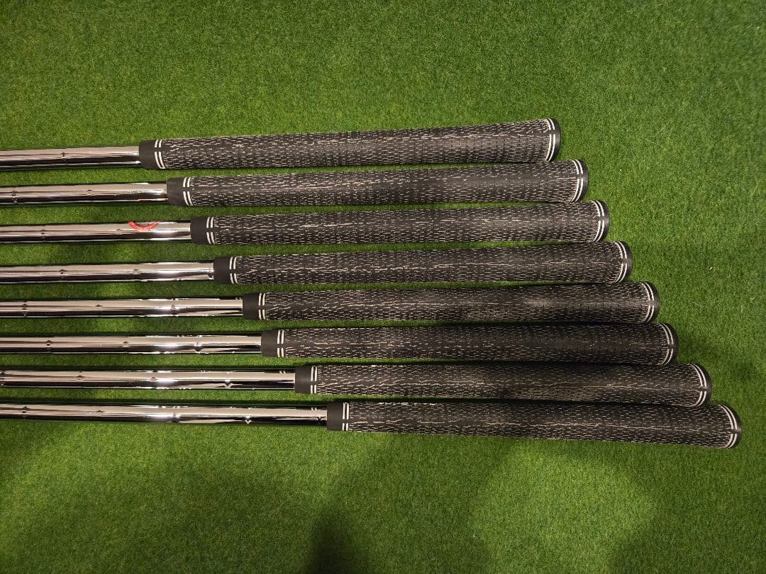 TaylorMade P-7TW 3I〜PW ダイナミックゴールド　8本セット