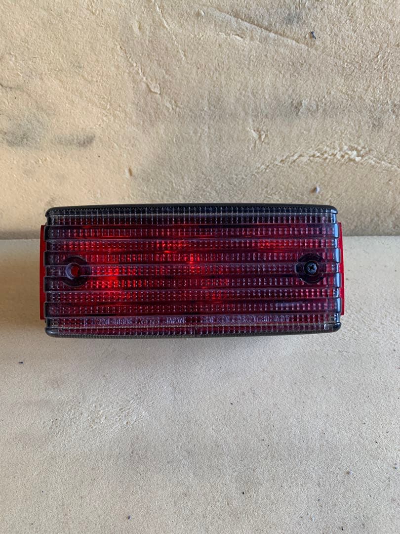 カワサキGPZ400F用　テールランプ