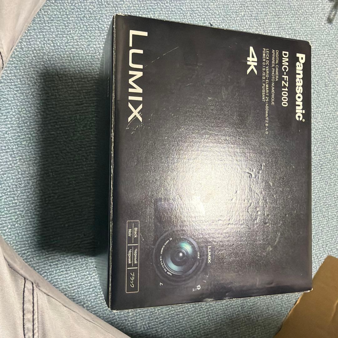 Panasonic LUMIX DMC-FZ1000 4Kカメラ