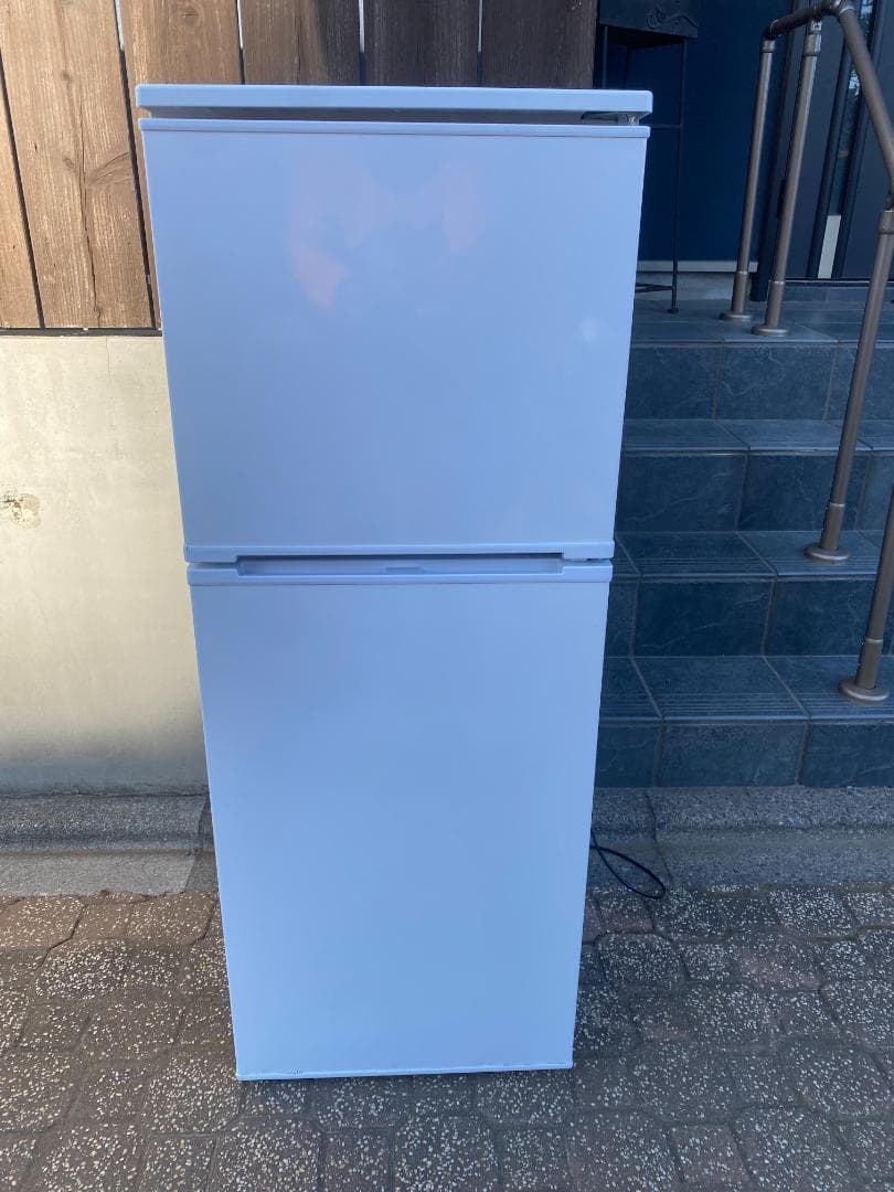 2022年製　Abitelax 139L　2ドア冷凍冷蔵庫 AR-131