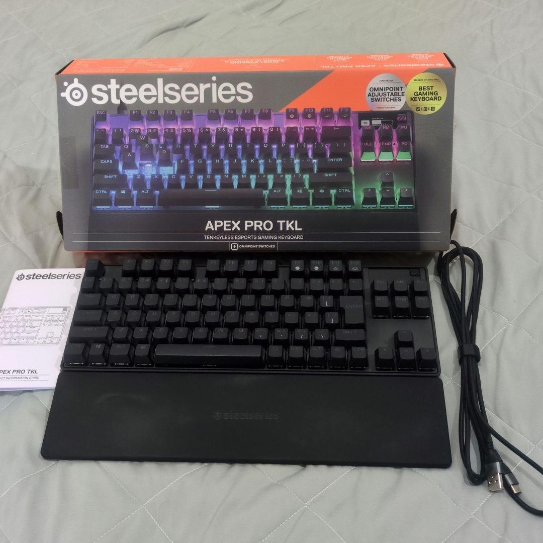 SteelSeries Apex Pro TKL RGBキーボード本体