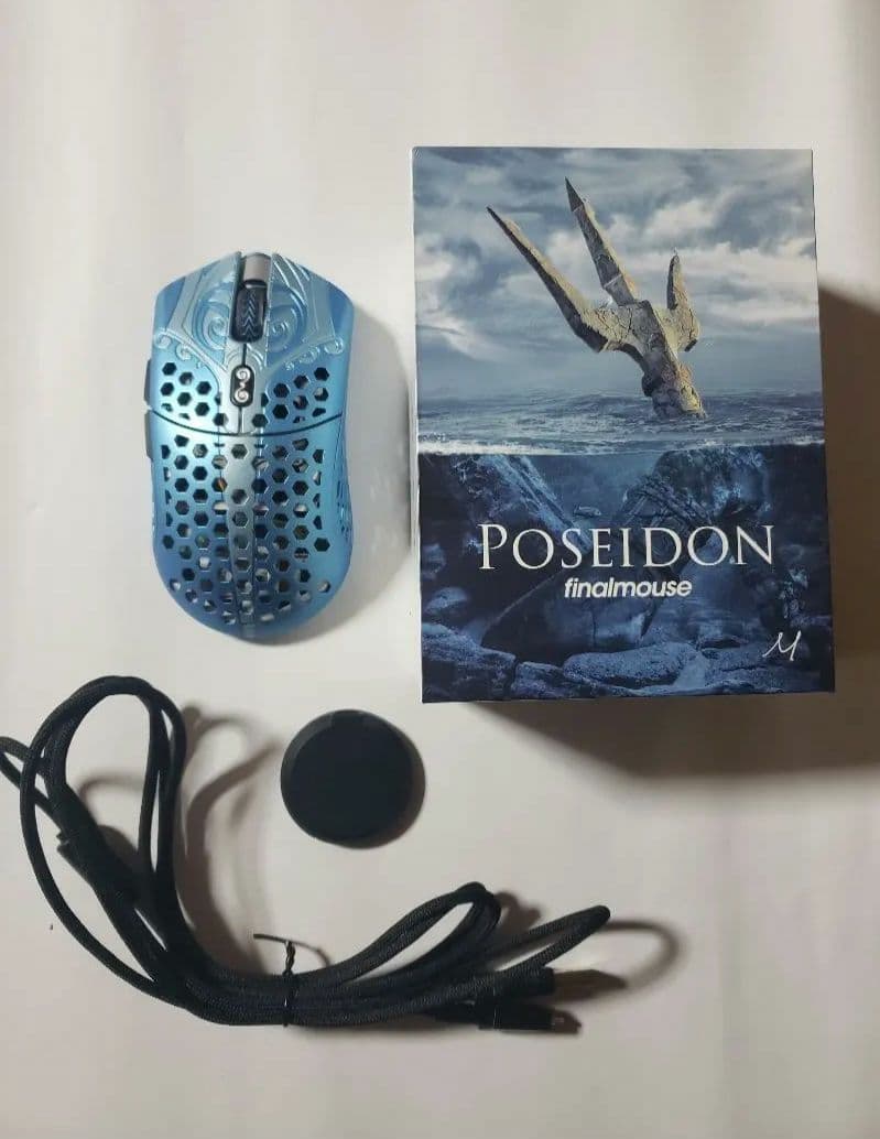Finalmouse Poseidon Mサイズ