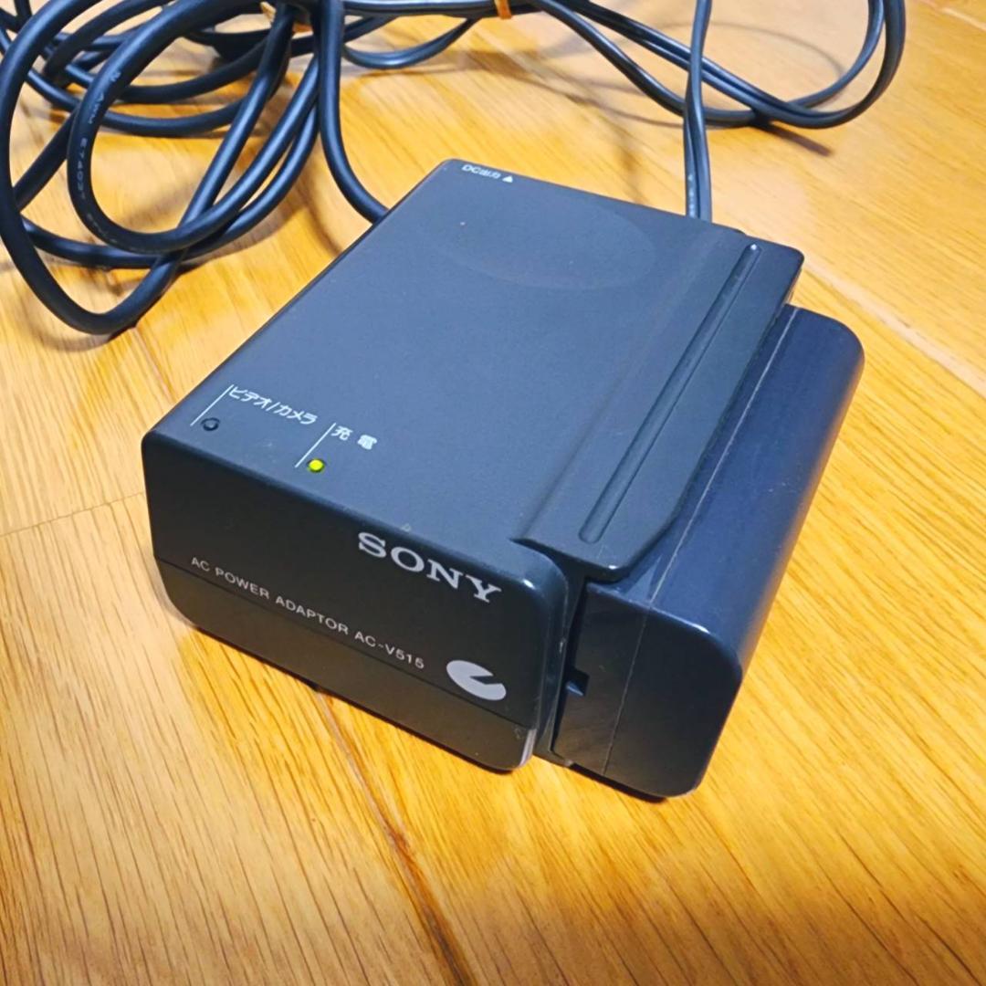 【動作確認済】Hi8 SONY 高画質 ビデオカメラ CCD-TR2 セット