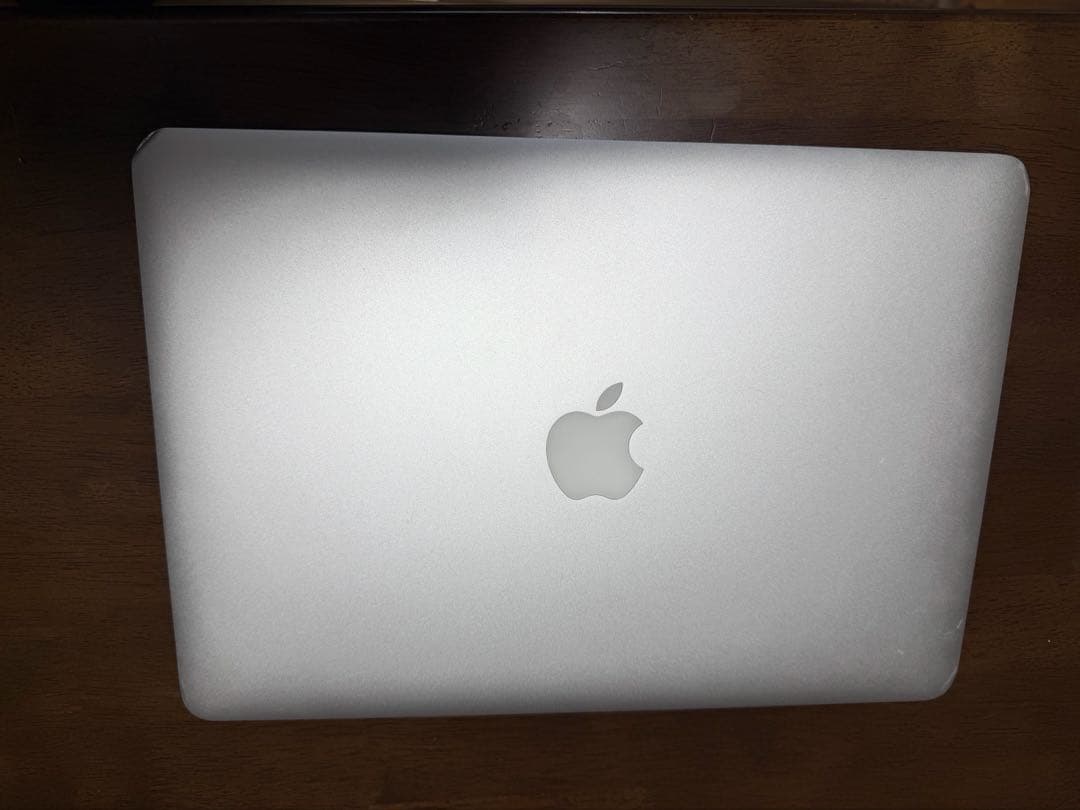 Apple MacBook Air シルバー　2015