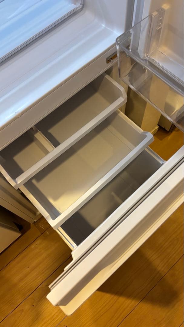 【送料込み】AQUA 冷蔵庫 AQR-20P(W) 2023年製 一人暮らし