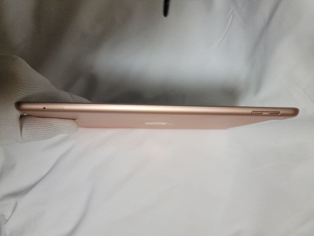 AppleアップルiPad　(第６世代)32GB